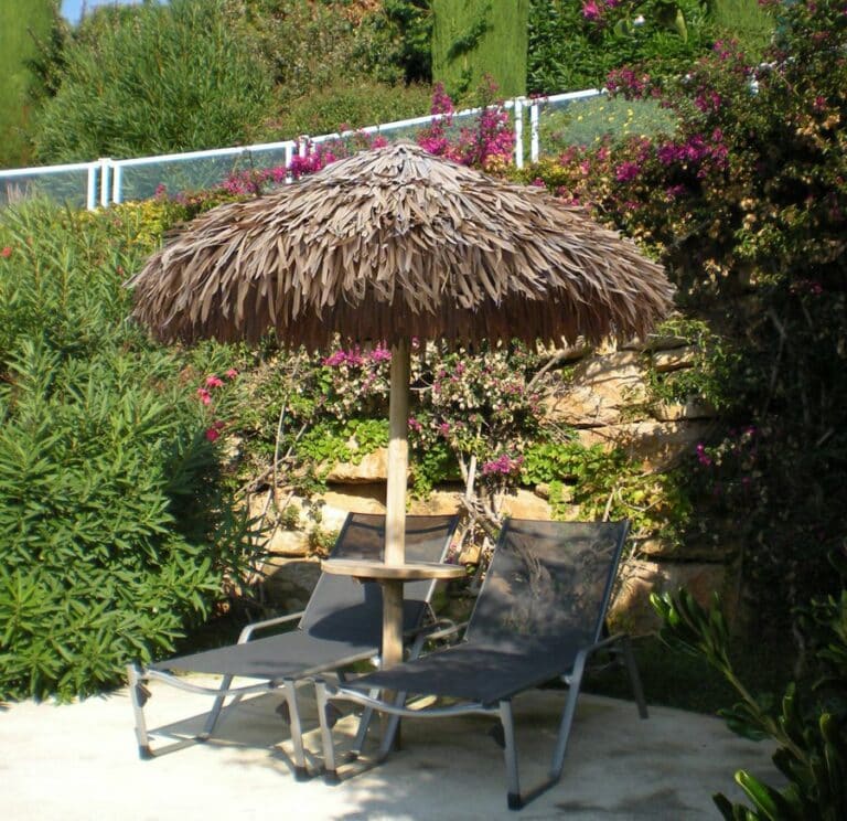 parasol exotique palapa en makuti diamètre 2m20